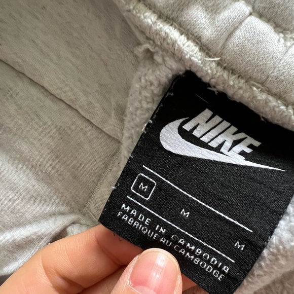 Nike Color Block Tapered Sweatpants Size M - Picture 4 of 4